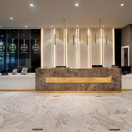 Limak Skopje Luxury Hotel Dış mekan fotoğraf Lobby