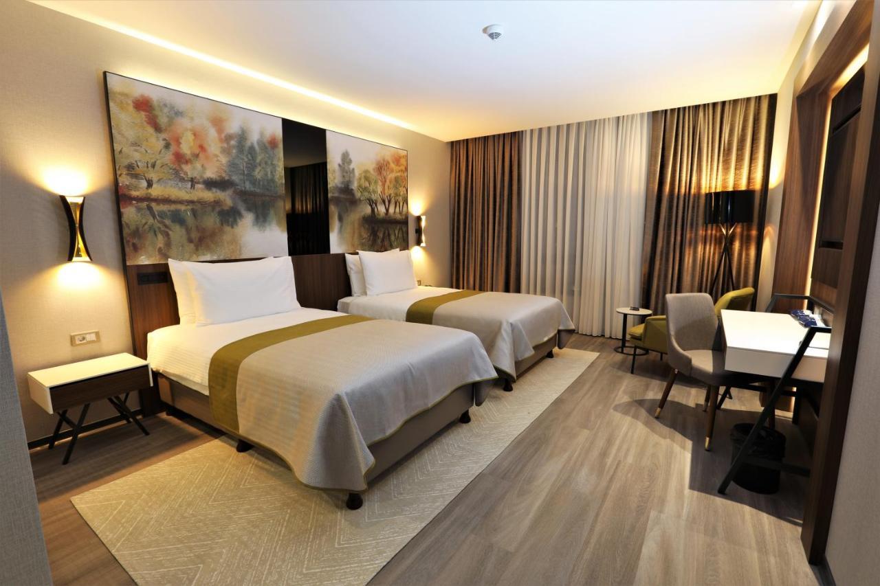 Limak Skopje Luxury Hotel Dış mekan fotoğraf Deluxe Room